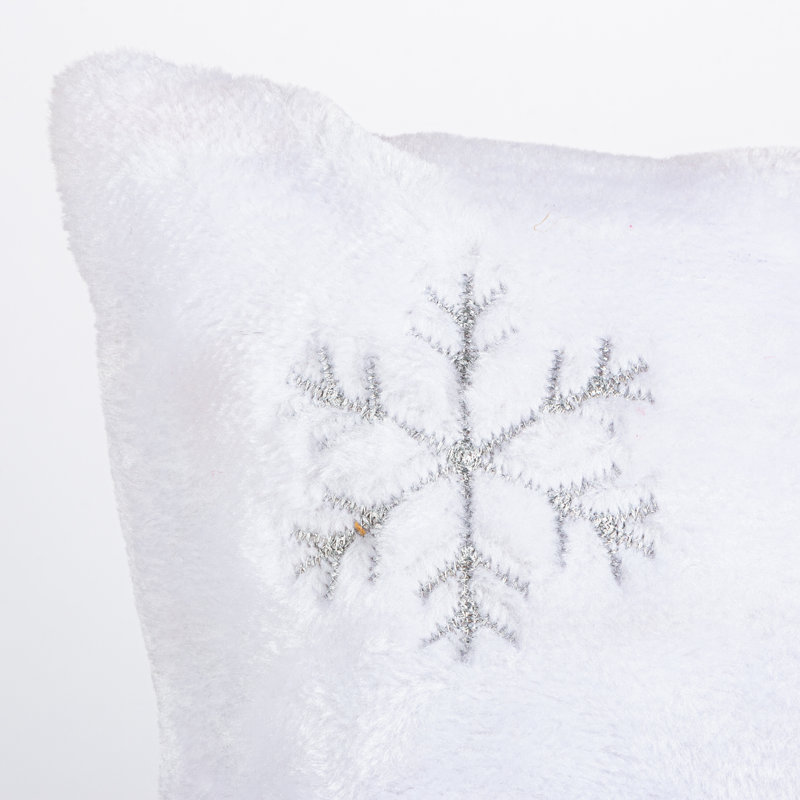 16 in Holiday Snowflake Decorative Pillows Set of 2