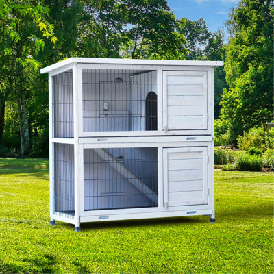 Cage à lapin pour l'extérieur, cage pour lapin à 2 étages à l'intérieur avec couloir, cage à lapin avec 2 plateaux anti-fuites amovibles, cages pour animaux de compagnie avec rampe antidérapante, toit imperméable, clôture, pour petits animaux