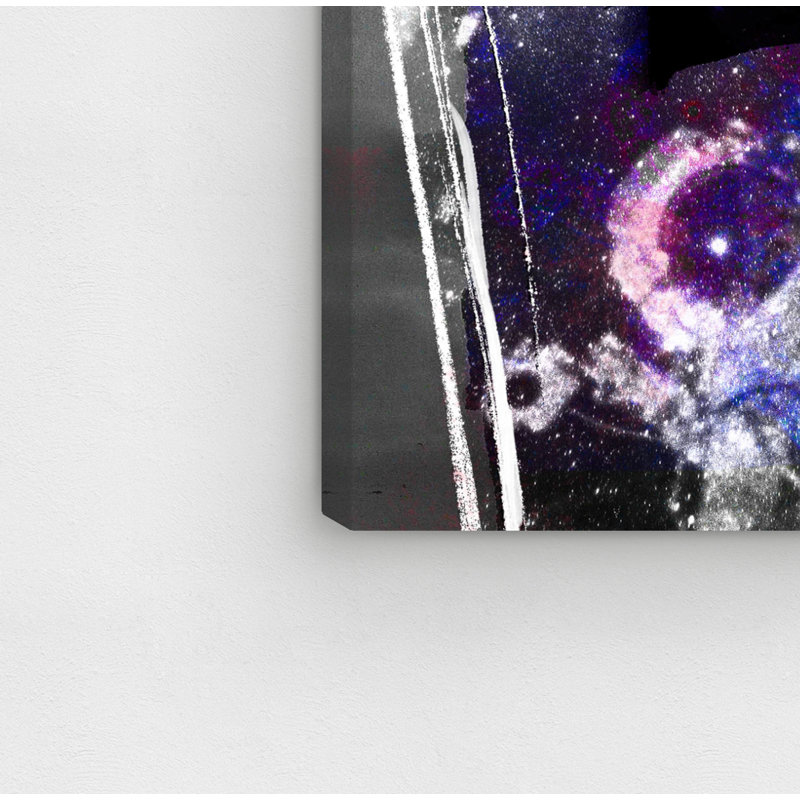 «Floating in Space Perfume», impression sur toile tendue, 36" H x 24" W