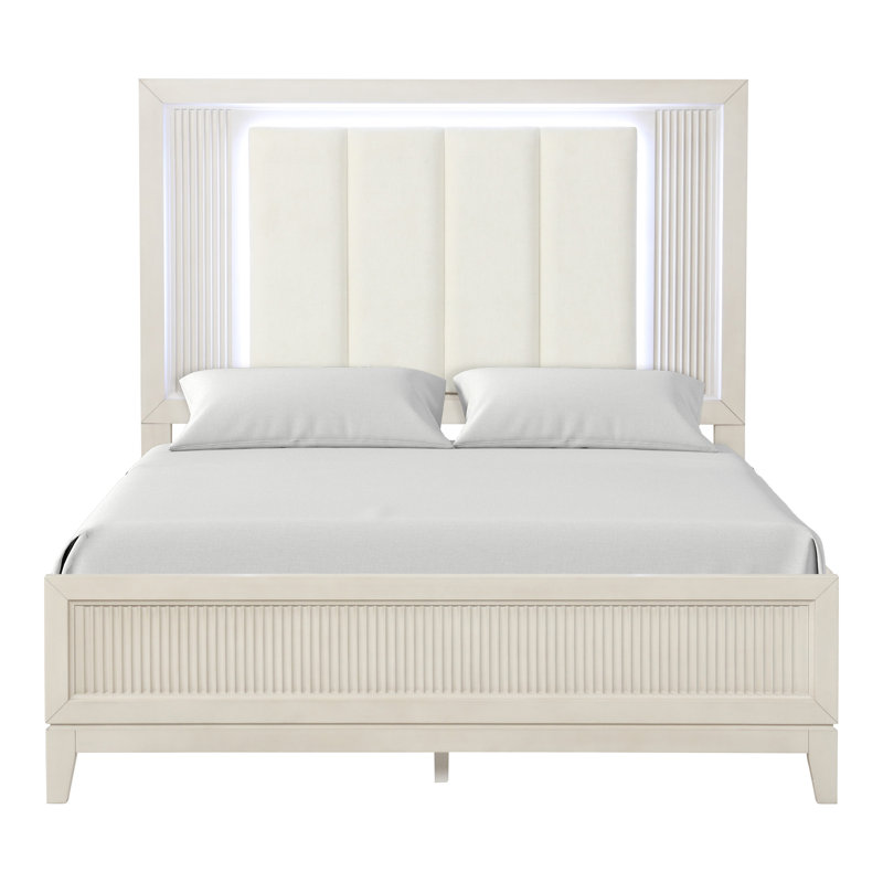 Dalontae Groseiller Bed, King