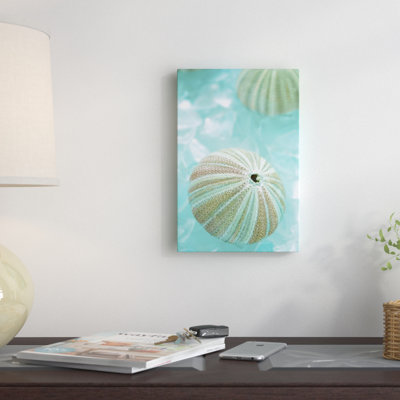 «Seaglass 4» par Alan Blaustein - Estampe numérique sur toile tendue avec châssis