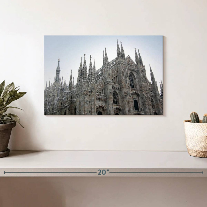 Ravi, cathédrale de Milan, H 8 po x l 12 po