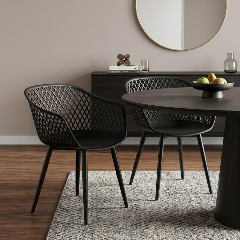 Ensemble de deux fauteuils de salle à manger noirs en plastique robuste