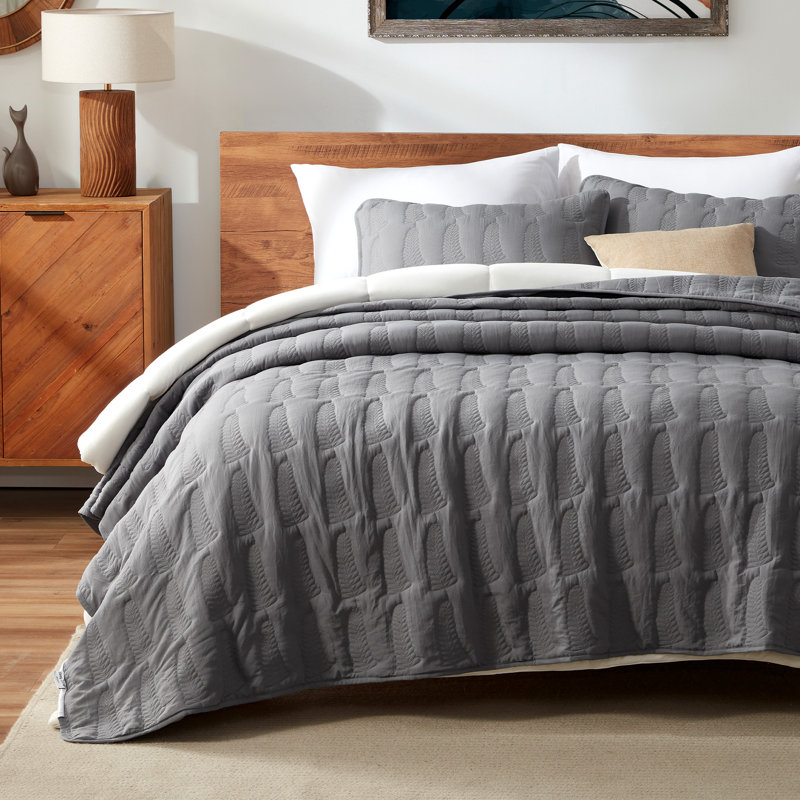 Embroidered Leaf Vintage Washed Quilt Set, Gray, Full/Queen Quilt + 2 Standard Shams