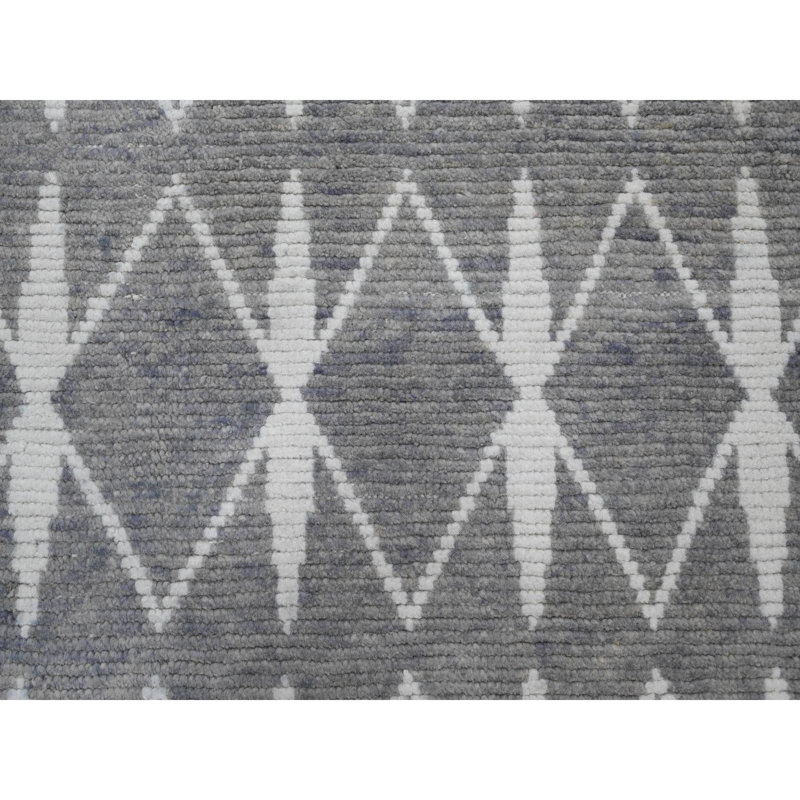 Tapis marocain 9 pi 1 po x 12 pi 4 po, tissage marocain à motif géométrique répétitif, noué à la main, ton sur ton, laine douce, velours texturé, tapis oriental