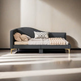 Kyilaa Upholstered Daybed