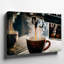 Reproduction d'art sur toile, "Gros plan d'une tasse de café fumante" placée sous une machine à espresso brillante-2108936001