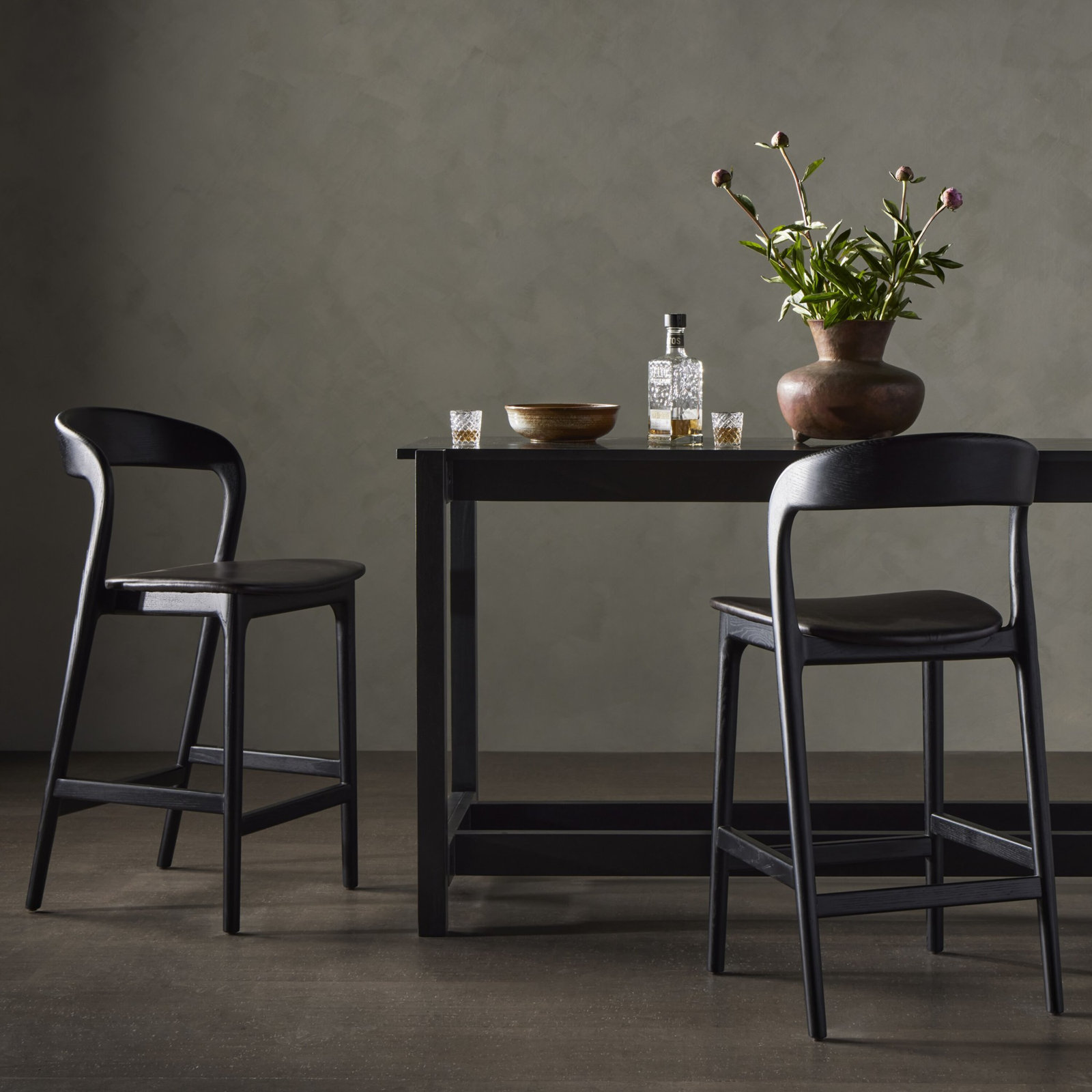 Kayla Bar and Counter Stool, Sonoma Black Genuine Leather/Black, Bar Stool (30.5" Seat Height)