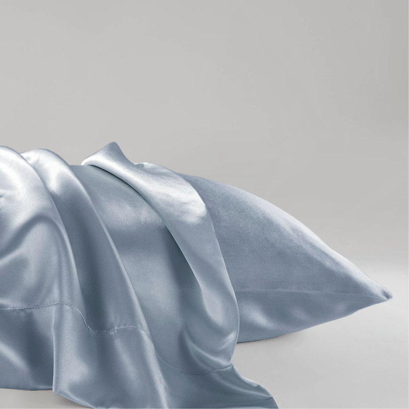 6 PCS  Luxury Sheet Set Blue, King Coverlet / Bedspread + 5 Additional Pieces