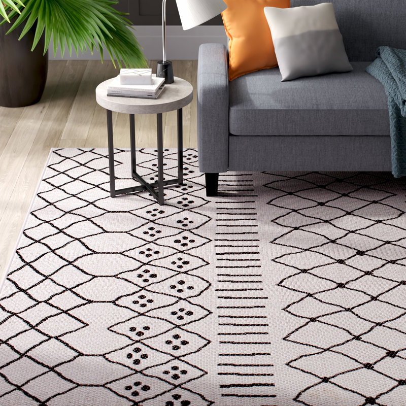 Geometric Indoor / Outdoor Rug, Rectangle 8' x 10'