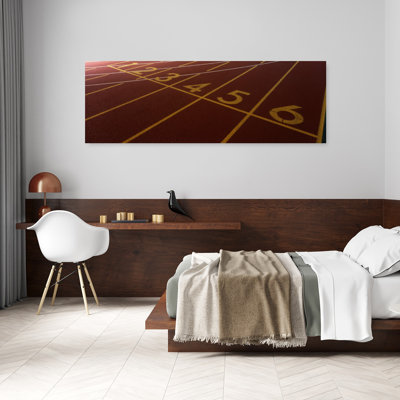 "Track", ligne de départ, art mural contemporain