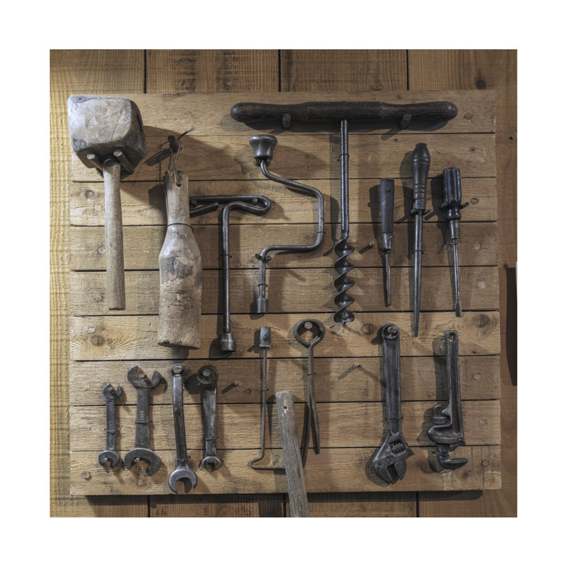 Huebsch " Tools ", 14" H x 14" W x 2" D