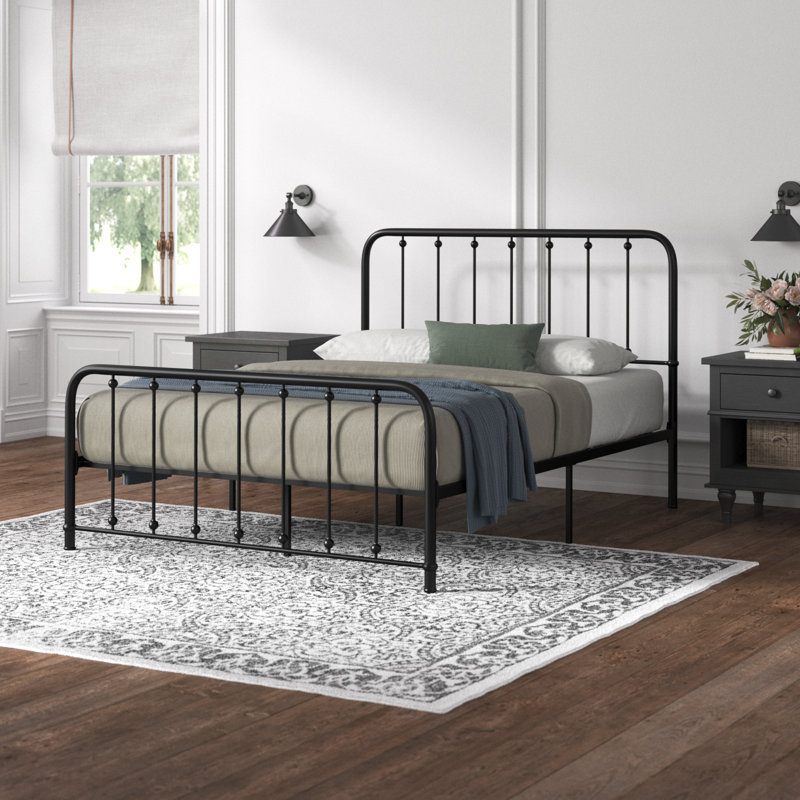 Lueras Metal Spindle Bed, Queen, Black