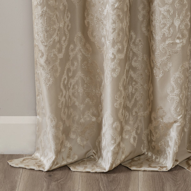Rideau tricoté en jacquard damassé occultant avec œillets