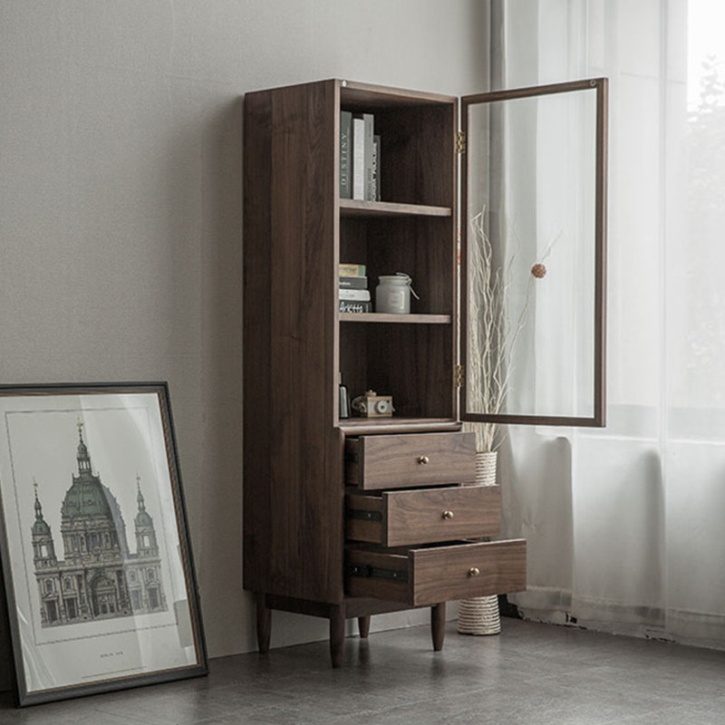 Une petite bibliothèque de style nordique
