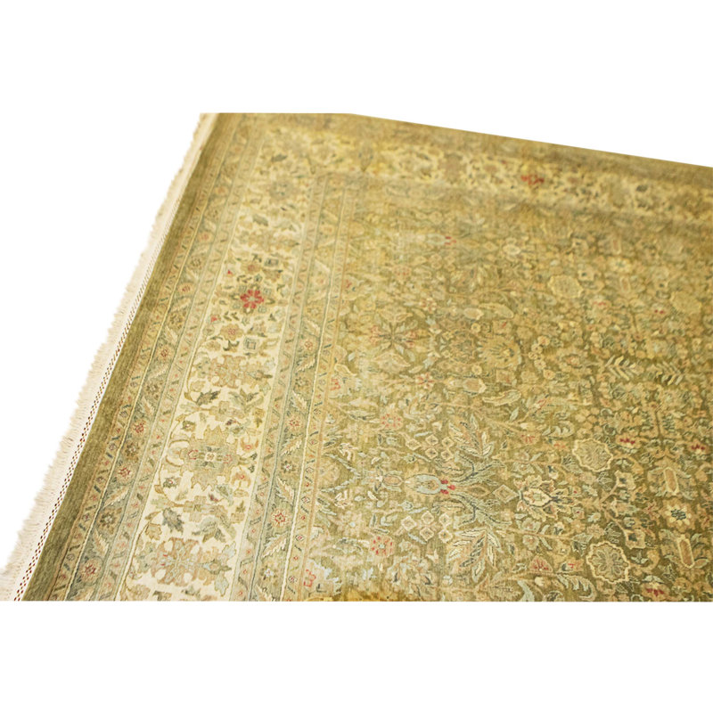 Hand Knotted Wool Area Rug in Green And Ivory