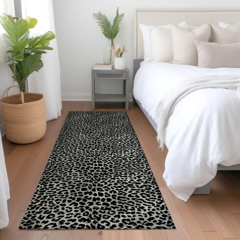 Premium Machine Washable Kishonna AMF43 Shadow Rug, Runner 2'3" x 7'6"