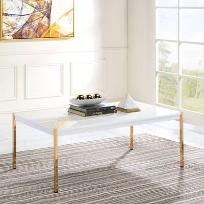Table basse rectangulaire blanche et dorée avec dessus en bois, pieds en métal délicats, pieds profonds de 48 po de profondeur, 24 de largeur, 18 de hauteur, 30 lb pour les petits espaces, hauteur