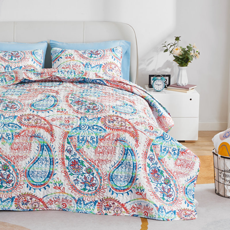Paisley Blue and Red Reversible Microfiber Full Quilt Set
