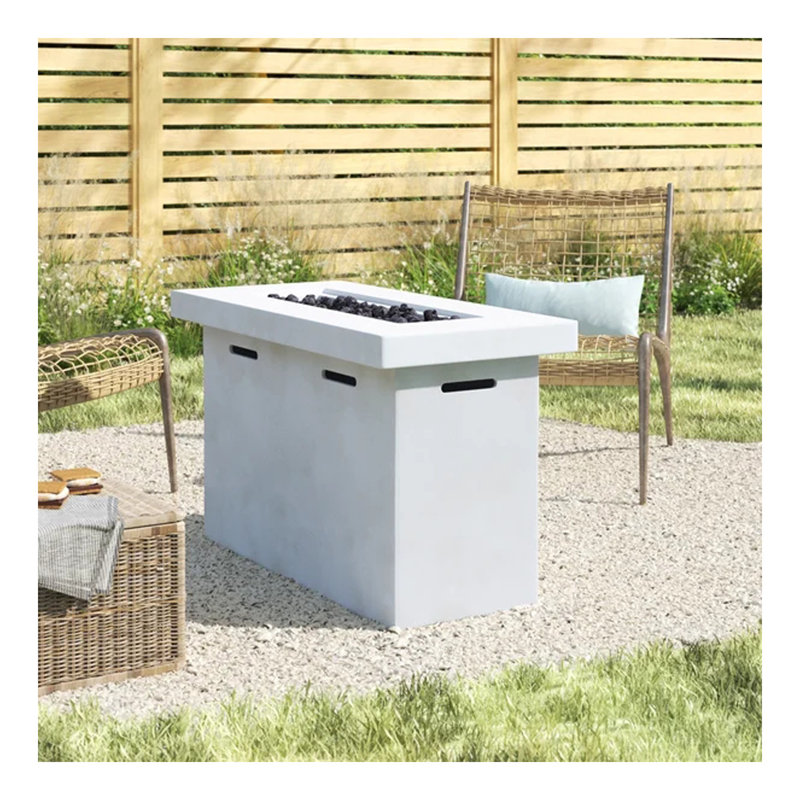 Foyer de table d'extérieur au propane en béton renforcé de fibres H 25 po x l 42 po, Naturel / Blanc
