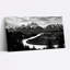 Ensemble de 1 tableau sur toile tendue représentant un paysage de montagne en noir et blanc-2113998223