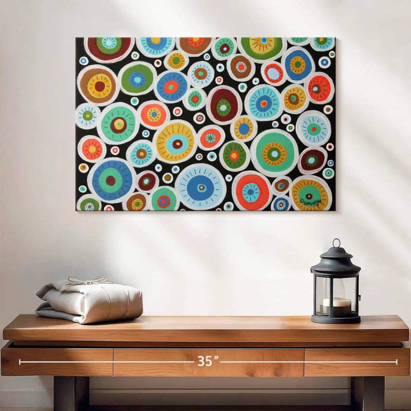 Avery Round Blooms, 16" H x 24" W