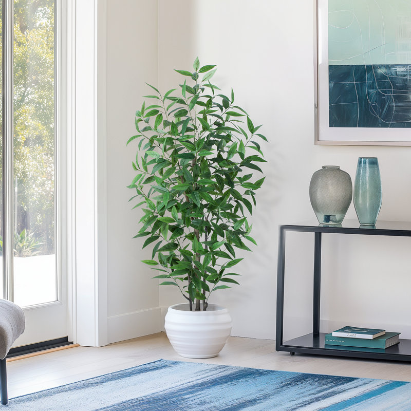 Arbre artificiel d'eucalyptus artificiel de 4 pi avec verdure réaliste pour la décoration intérieure et extérieure