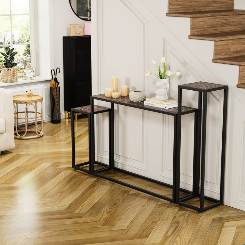 Console étroite à 3 compartiments avec bords hauts, idéale pour une entrée, un bureau ou une pièce à vivre. Style rétro, gain d'espace, structure stable, pieds réglables, montage rapide. Parfait pour une entrée, un corridor ou un salon.
