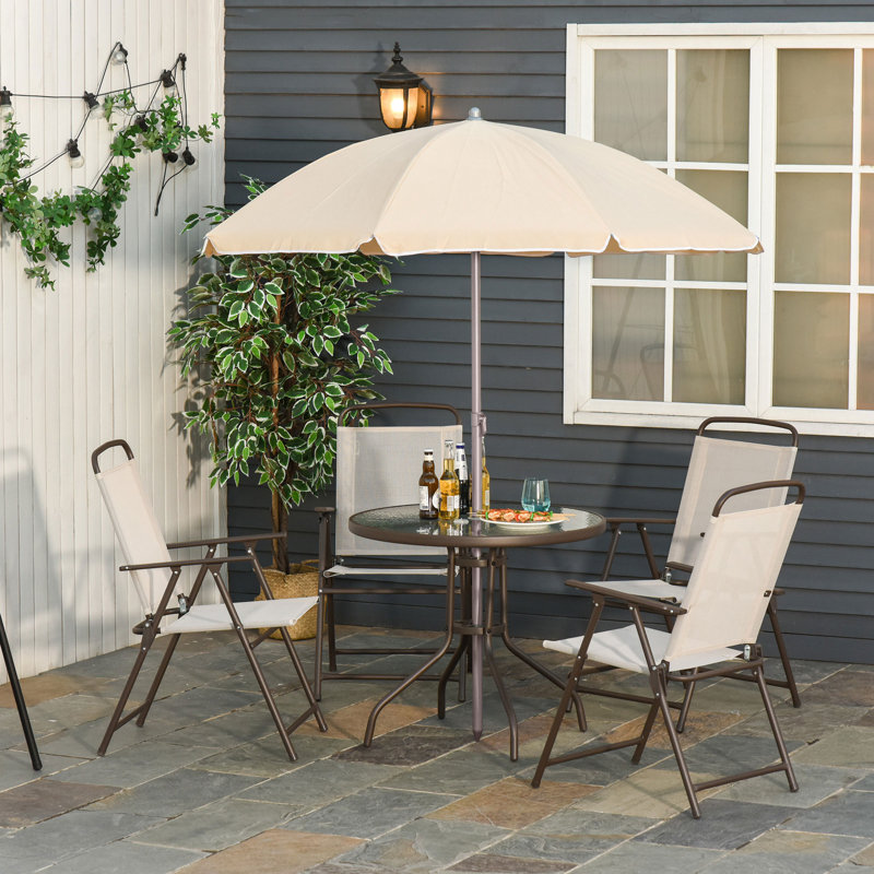 Ensemble de salle à manger de patio pour 4 personnes avec parasol, table d'extérieur et 4 chaises pliantes et table ronde en verre Outsunny pour le jardin, la cour et la piscine, beige