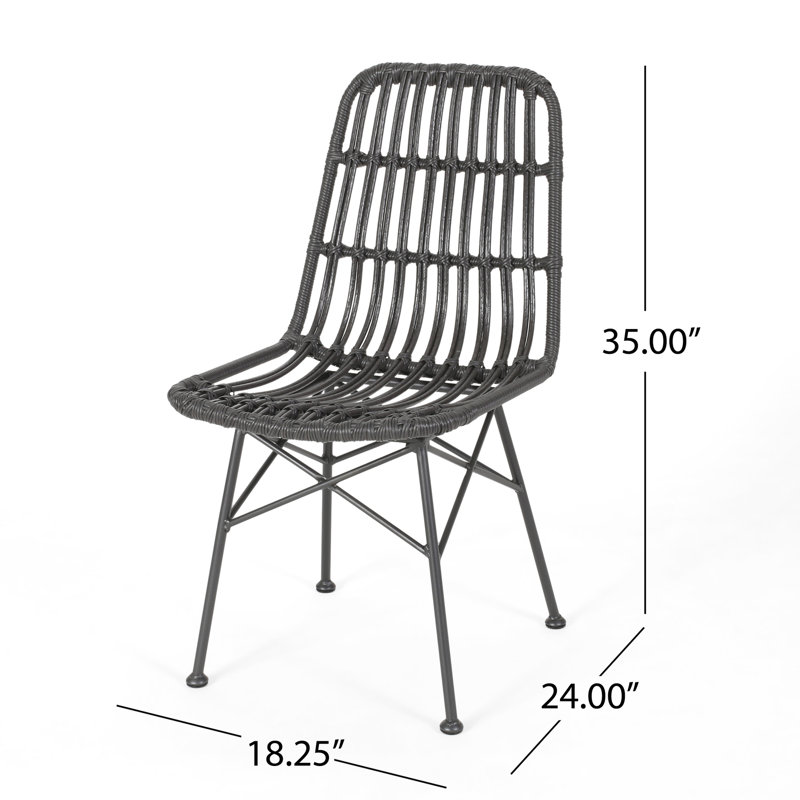 Chaises grises et métalliques - repas de confort à l'extérieur pour 2 personnes avec soutien