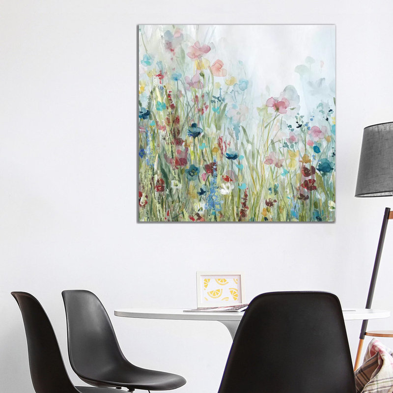 «Wildflower Meadow» par Carol Robinson - reproduction imprimée, Toile tendue, Pas de tapis, H 37 po x l 37 po x P 1,5 po