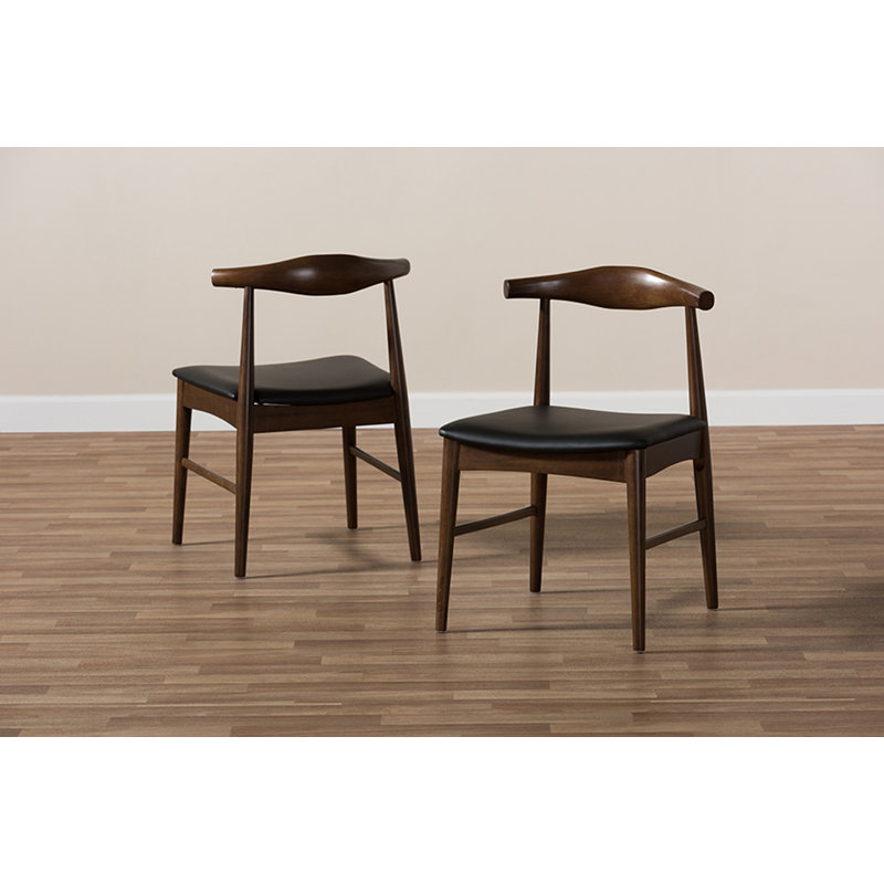 Chaise Carrizales