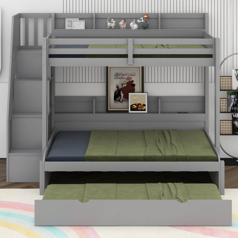 Lit superposé simple au-dessus de double avec lit gigogne et escalier de rangement, garde-corps pleine longueur, tablettes de rangement et port USB, aucune boîte à ressorts nécessaire