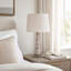 Lampe de table moderne en marbre pour l'éclairage du salon - Petite lampe d'appoint avec pied en colonne pour la chambre à coucher - 68,5 cm, ivoire et beige