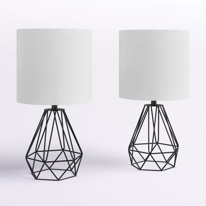 Lampe de table industrielle géométrique de 48 cm (19 pouces), ensemble de 2, base en métal ajouré noir mat, abat-jour cylindrique en lin blanc. Lampe décorative moderne pour chambre, table de chevet, salon, table d'appoint, bureau, dortoir.