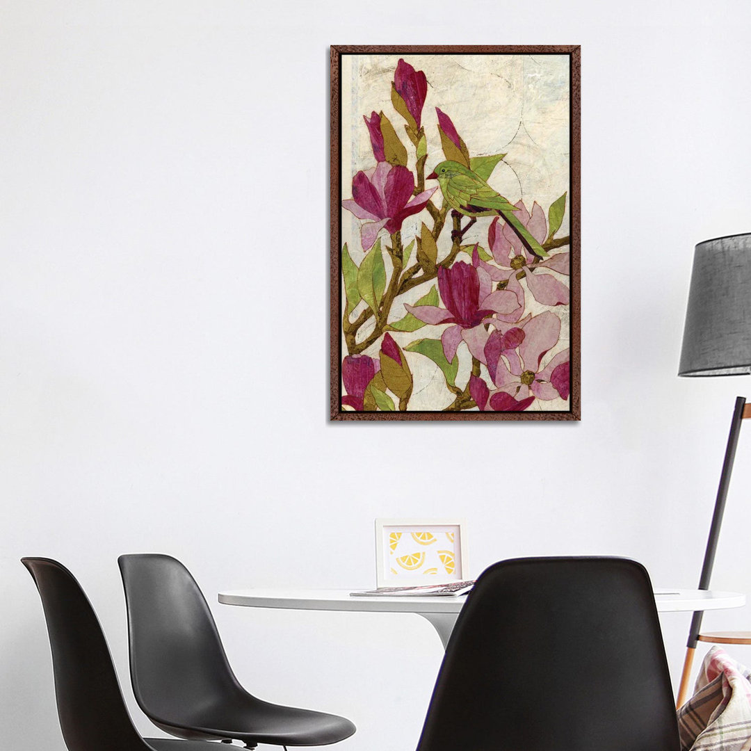 Magnolia von Karen Sikie - Galerie-verpackte Leinwand Giclée auf Leinwand