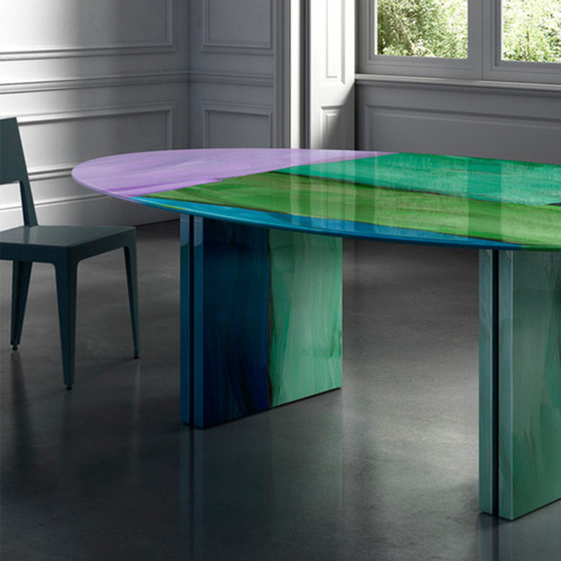 Table basse peinte ovale en graffiti