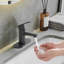 Robinet de salle de bain monocorps et monocommande-107439108