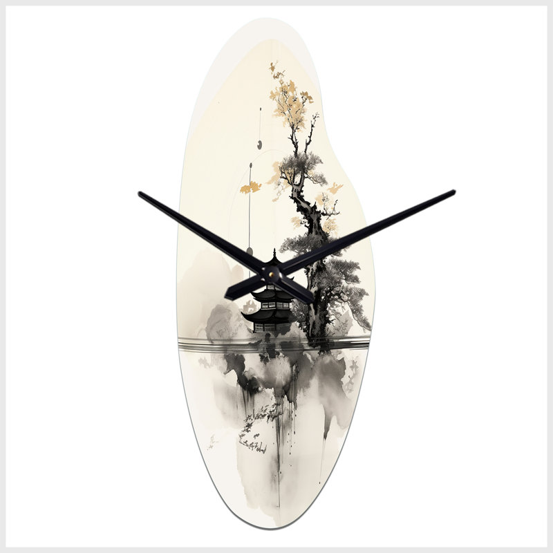 «Asian Art Samurais Landscape II - Curved Asian Art», horloge murale en métal grise, Grand
