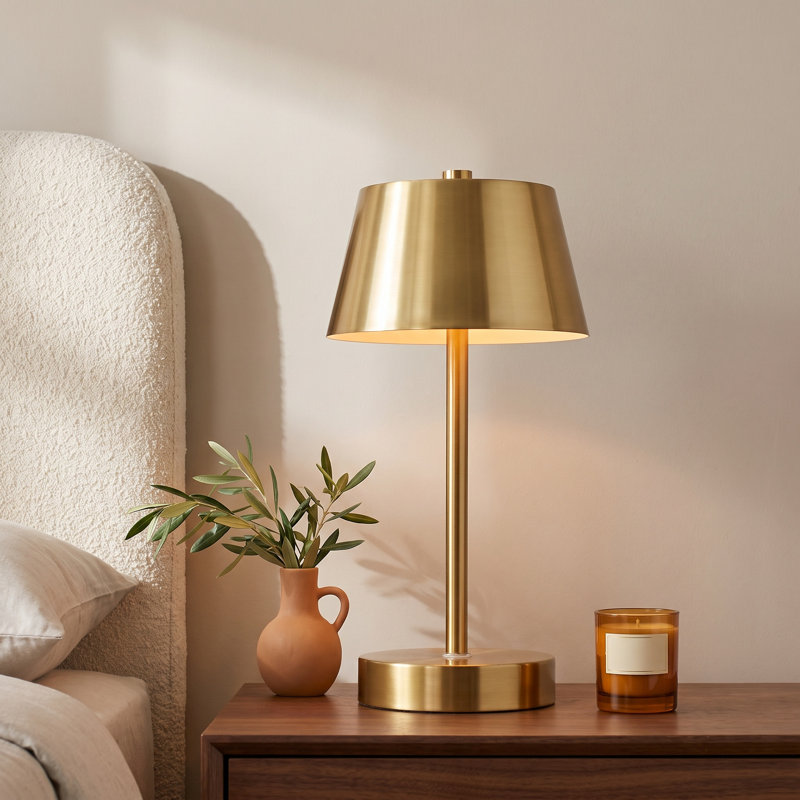 Staci Metal USB Table Lamp, Brass