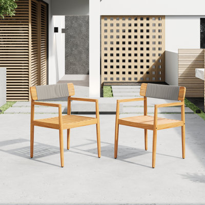 Chaises de salle à manger d'extérieur en bois d'acacia avec accoudoirs, convient aux espaces de repas et de loisirs en plein air, aspect teck et corde grise, ensemble de 2