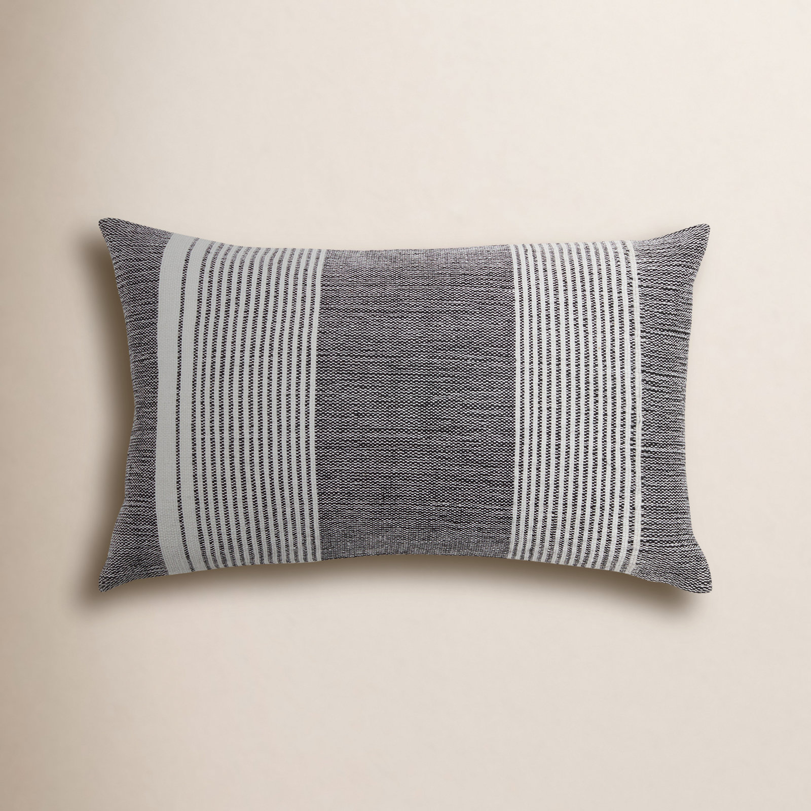 Aelin Pillow Cover, Black/Cream, Polyester/Polyfill