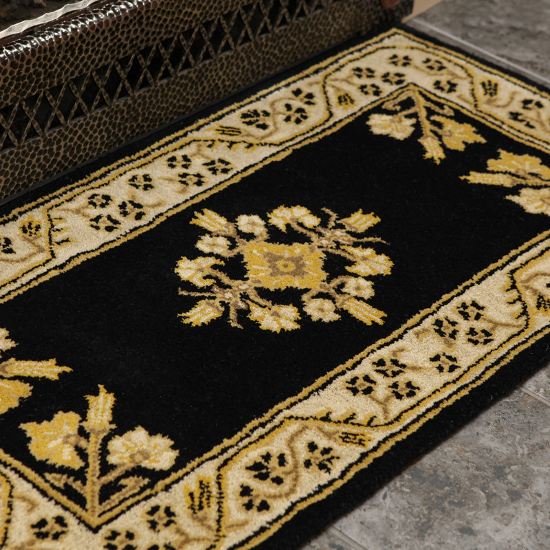 Tapis oriental en laine fait à la main Eliphalet