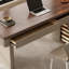 Bureau rétro et élégant avec un élément de design-565071242