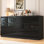 Commode 9 tiroirs de 70 po avec prise de courant et surface ultrabrillante, large commode de rangement moderne pour le salon de la chambre à coucher, le vestibule, le couloir