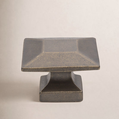 1 3/8" Length Square Knob