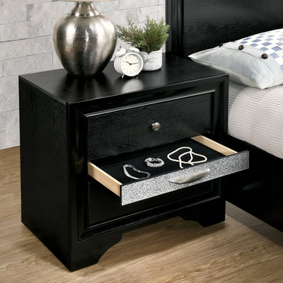 Sana 26''W Solid Wood 3-Drawer Nightstand