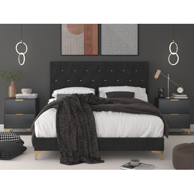Ossabaw Upholstered Standard 3 Piece Bedroom Set by Etta Avenue
