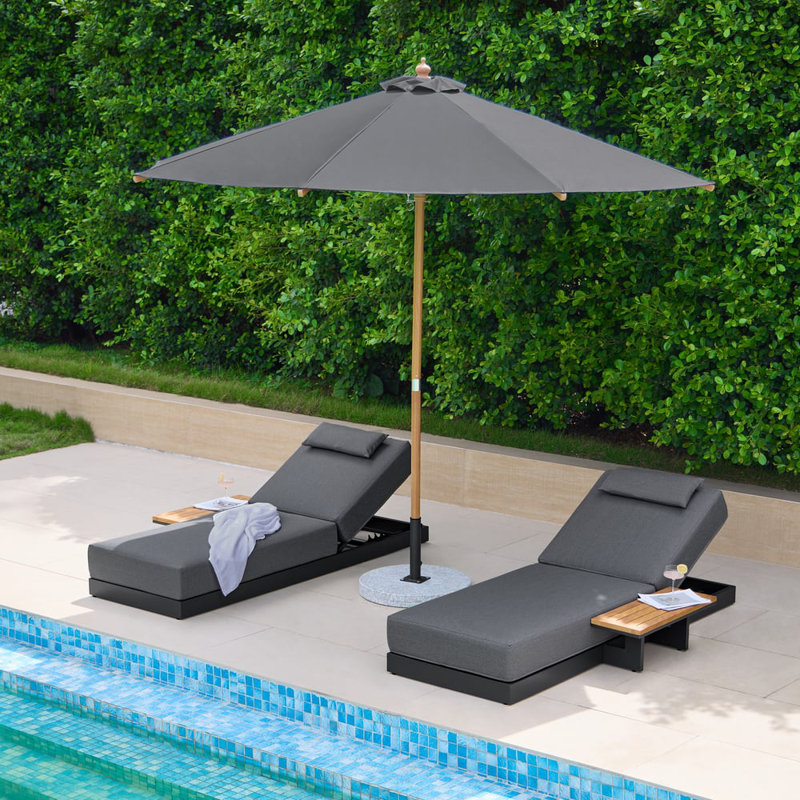 Chaise longue d'extérieur en bois avec chaise longue et coussin de piscine avec coussin et table d'appoint en teck intégrée