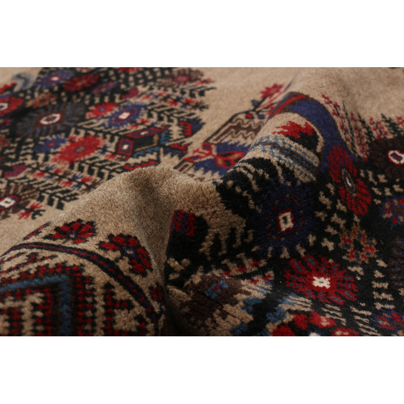 Tapis brun clair Rizbaft 2 pi 11 po x 4 pi 6 po